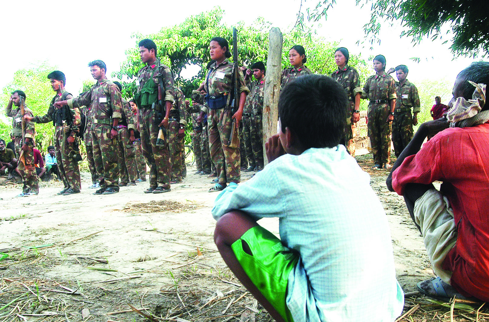 Maoists figjhters in Bara Rautahat border area
